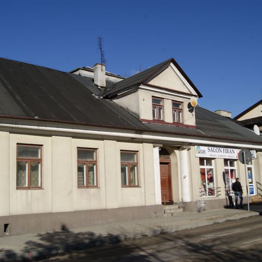 Bohaterów Warszawy 4