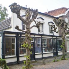 Spoorstraat 8-10 (Baarn)