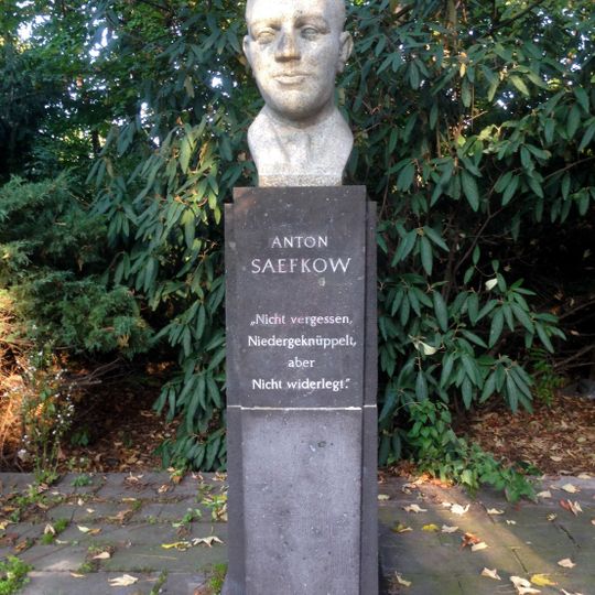 Anton Saefkow Monument