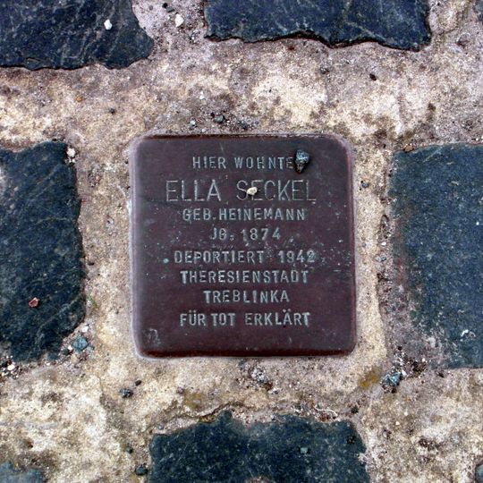 Stolperstein en memoria de Ella Seckel