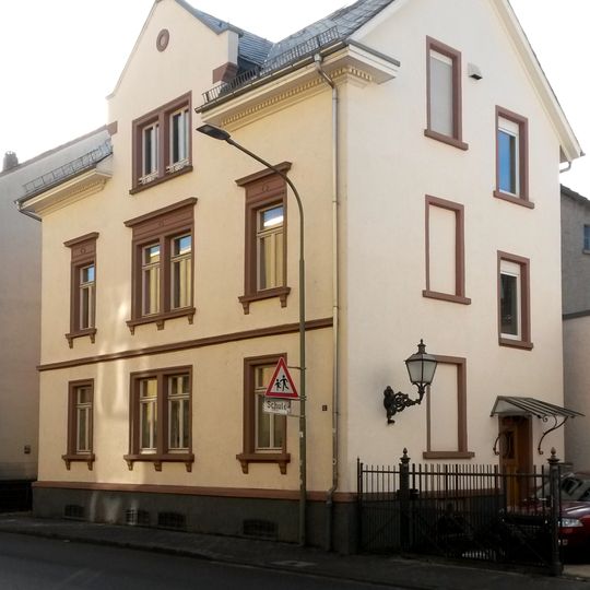 Dammstraße 31