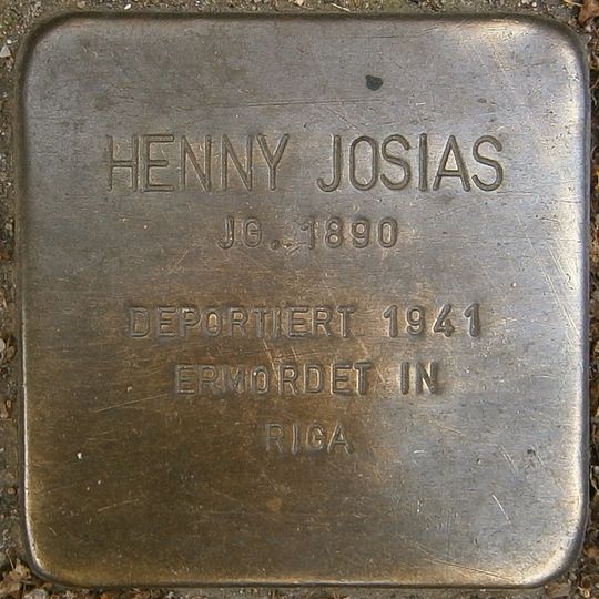 Stolperstein dedicated to Henny Josias