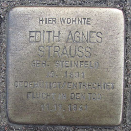 Stolperstein en memoria de Edith Agnes Strauß