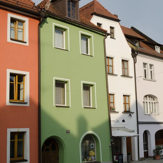 Wohn- und Geschäftshaus