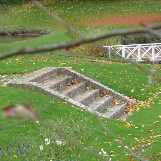 Vliek Castle: stairs at northeastern side