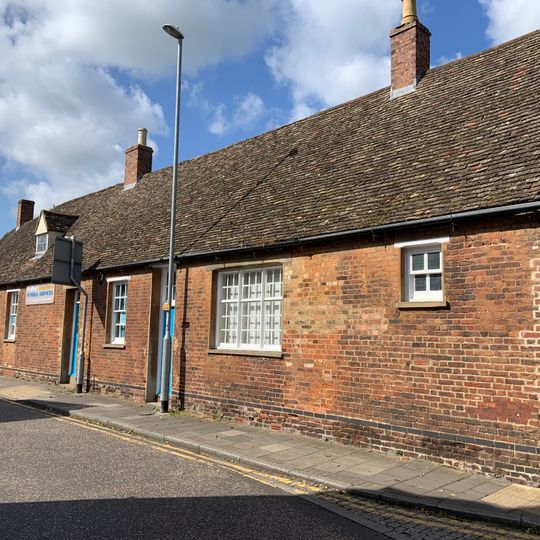 10 10A, Princes Street