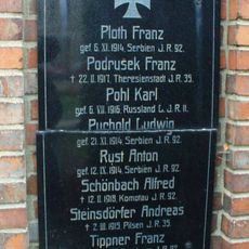 Pamětní desky padlým v 1. světové válce na kapli v Lišanech