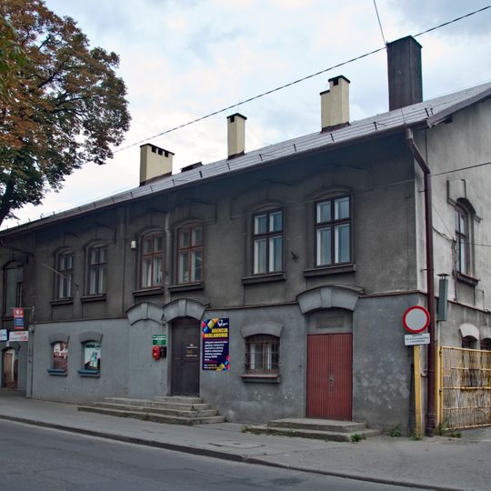 Budynek łazienek kolejowych