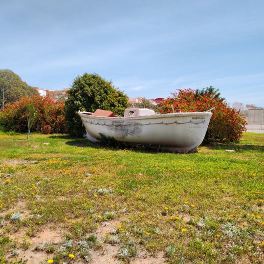 Barca en el puerto de Almería