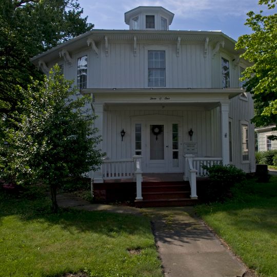 David Cummins Octagon House