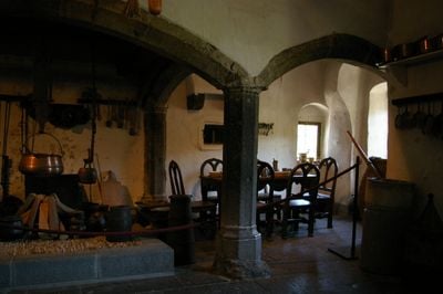 Interior 5