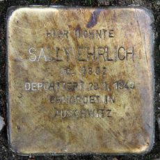 Stolperstein en memoria de Sally Ehrlich