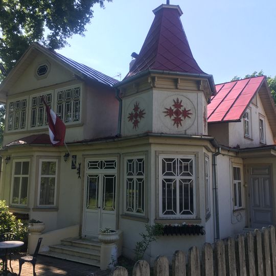 Dzīvojamā ēka - pansija