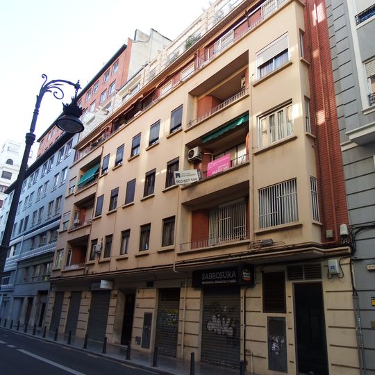 Edificio en Calle Quevedo 5, Valencia