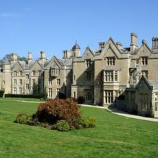 Dumbleton Hall