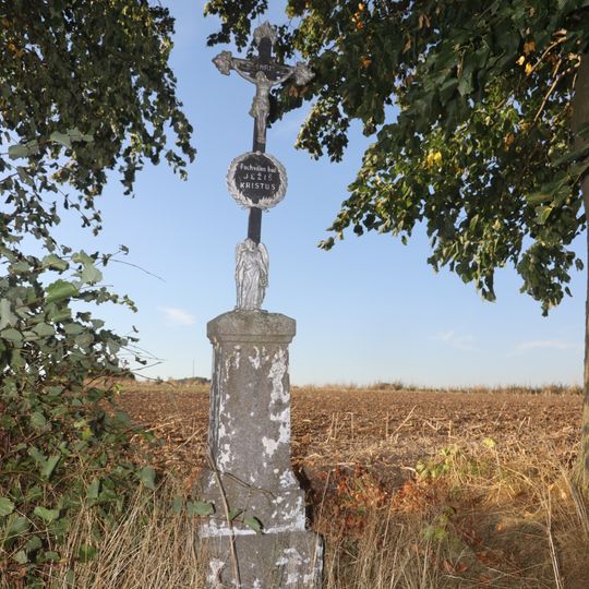 Kříž na západním okraji Bransouz