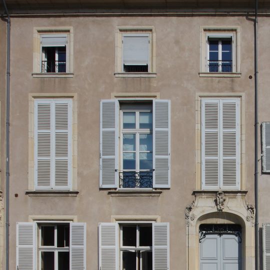 Immeuble, 14 place de la Carrière