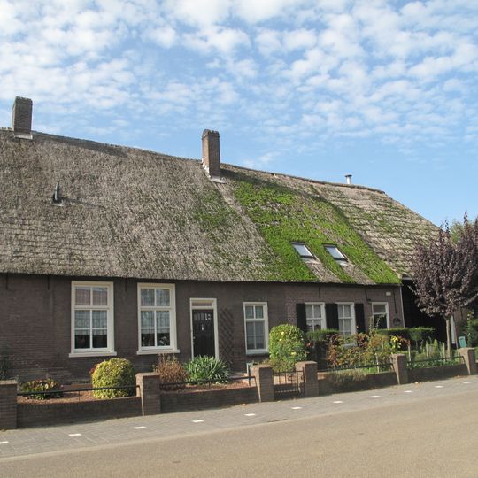 Berenhoeksestraat 8, Aalburg
