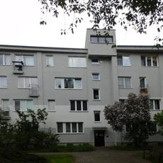 Blok przy ulicy Sanockiej 10