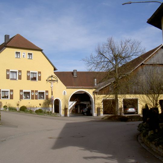 Wohnhaus eines Dreiseithofs