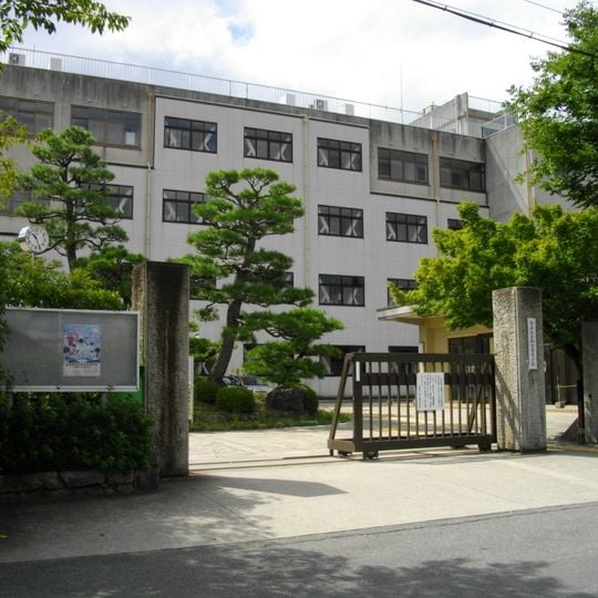 京都府立桃山高等學校