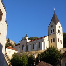 Areál kostola Narodenia P. M. , kostol