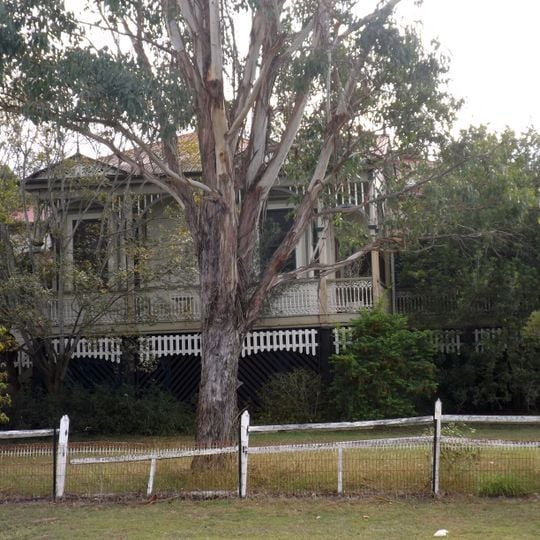 Glendalough, Rosewood