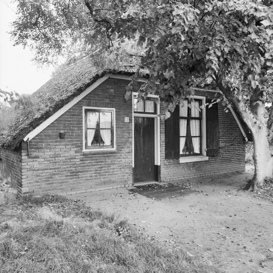 Huinerenkweg 12, Putten