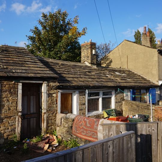 840-848, Little Horton Lane