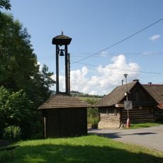 Zvonice při komunikaci v severní části Janové