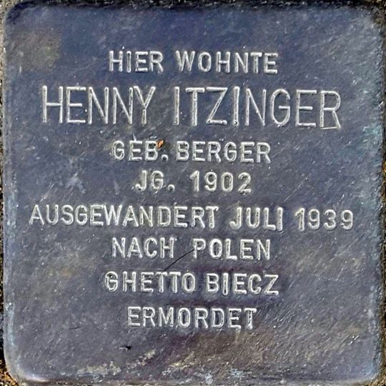 Stolperstein en memoria de Henny Itzinger geb. Berger