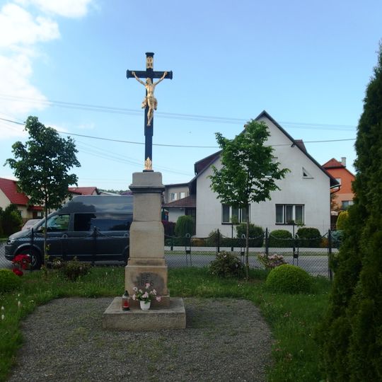 Wayside cross in Tylovice park