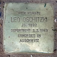 Stolperstein en memoria de Leo Oschitzki