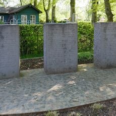 3 Gedenksteine Zum Gedenken an unsere Gefallenen und Vermissten