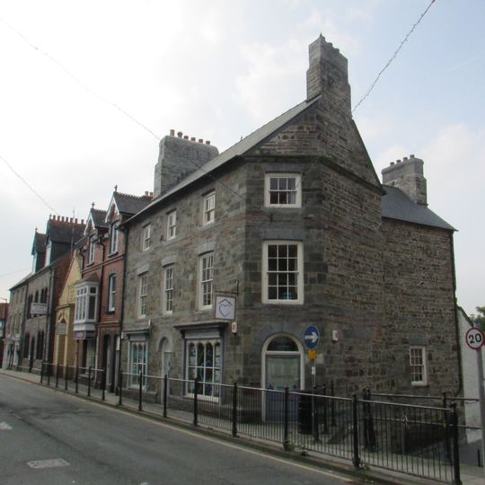 Graystone, Priory Street