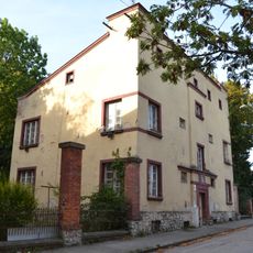 Kolónia Krajinské domky, dom bytový