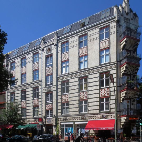 Mietshaus Goltzstraße 32
