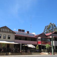 Waroona Hotel