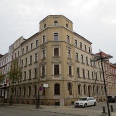 Eckhaus in geschlossener Bebauung Am Alten Bad 6