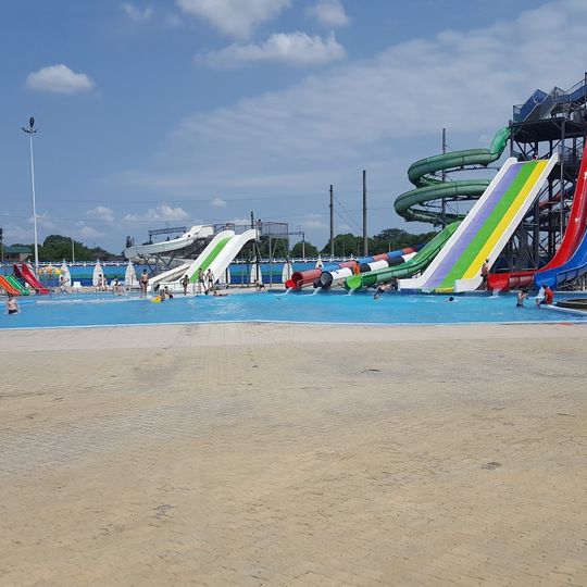 Аквапарк