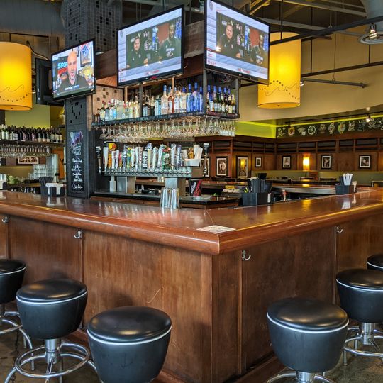 Bar Louie - The Woodlands