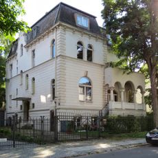 Wohnhaus Akazienallee 18