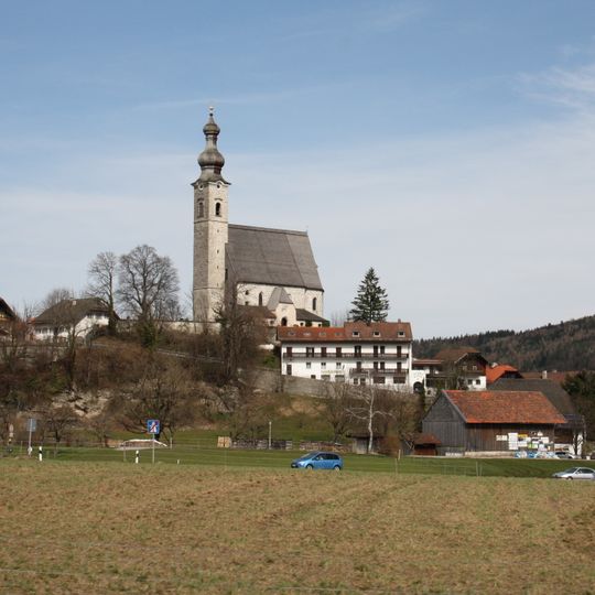 '''Ensemble Ortskern Anger'''