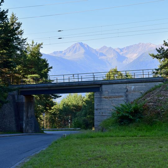 Brücke vor dem Gurglbachviadukt