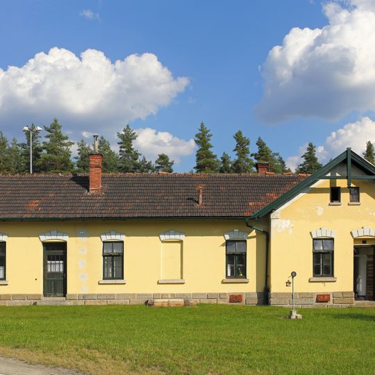 Neu Nagelberg railway station building
