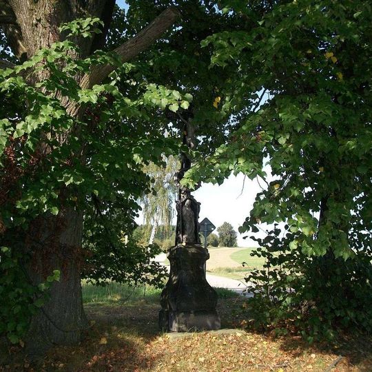 Kříž severně od Vícemilu