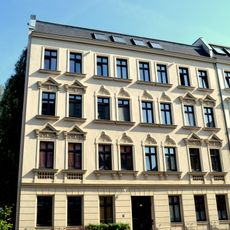 Mietshaus William-Zipperer-Straße 136