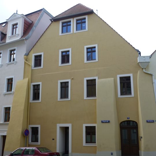 Wohnhaus in geschlossener Bebauung Bogstraße 7