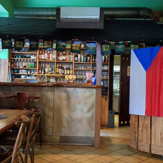 Krčma U Parašutistů