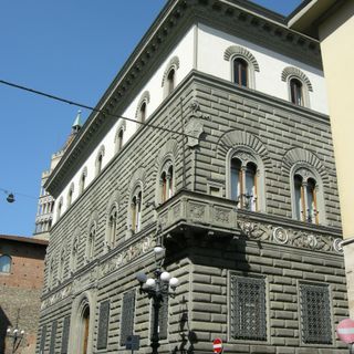 Palazzo della Cassa di Risparmio di Pistoia e Pescia